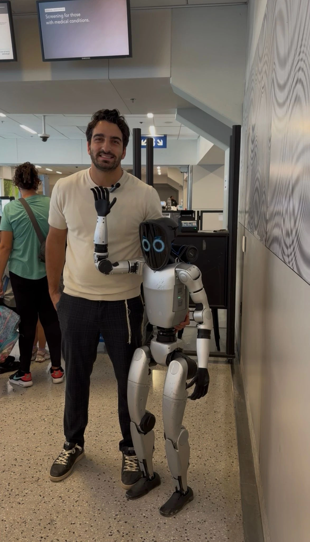 robot on a plane
